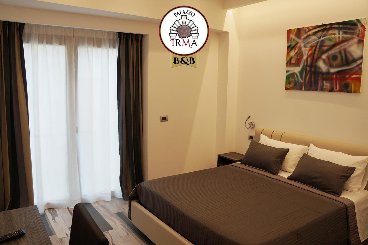 Palazzo Irma - Hotel - B&B Luxury فيبو فالينتيا المظهر الخارجي الصورة