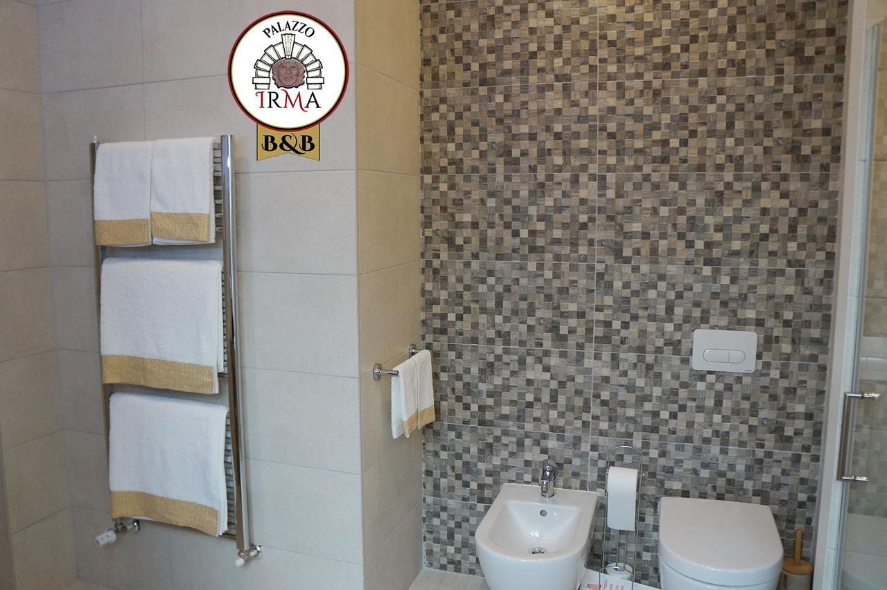 Palazzo Irma - Hotel - B&B Luxury فيبو فالينتيا المظهر الخارجي الصورة