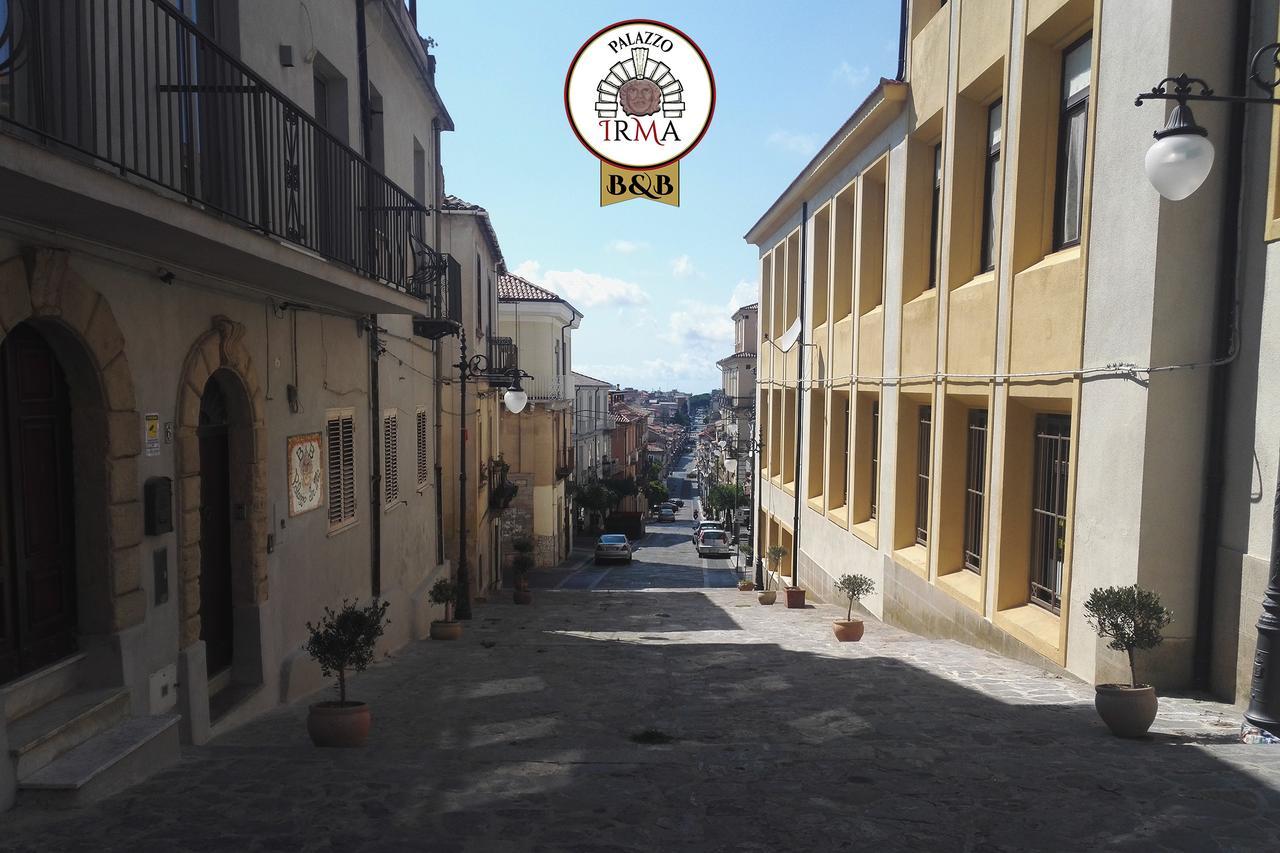 Palazzo Irma - Hotel - B&B Luxury فيبو فالينتيا المظهر الخارجي الصورة
