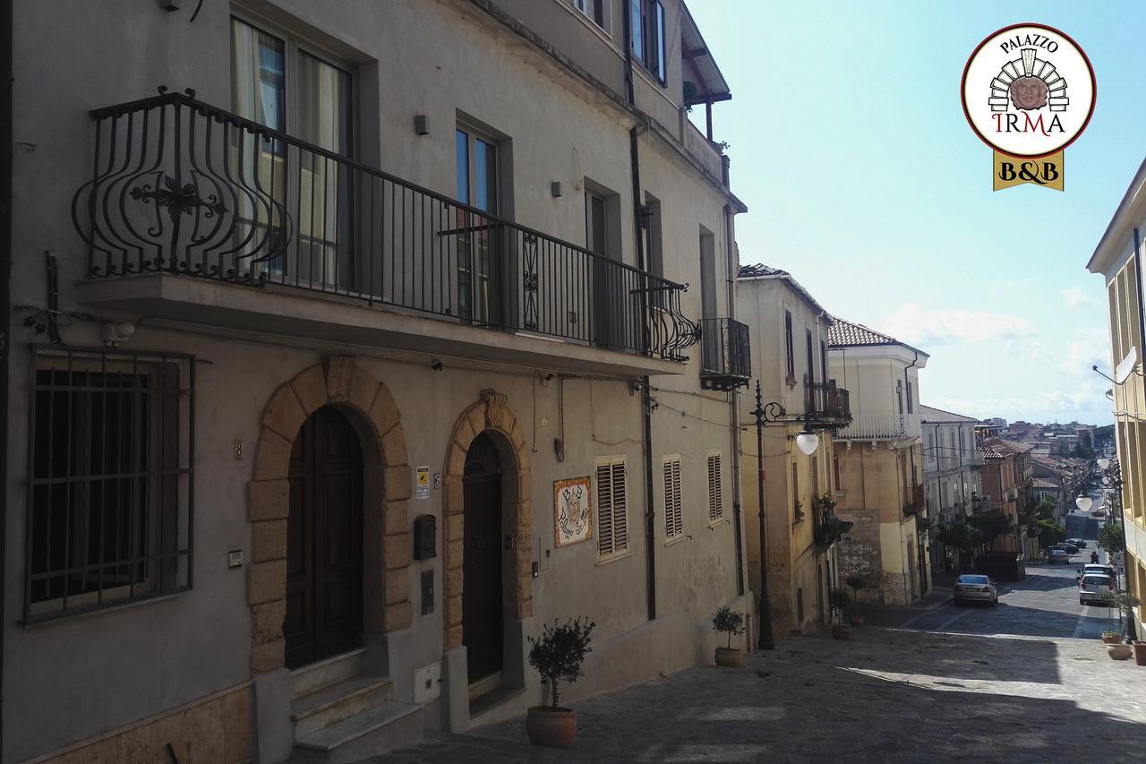 Palazzo Irma - Hotel - B&B Luxury فيبو فالينتيا المظهر الخارجي الصورة